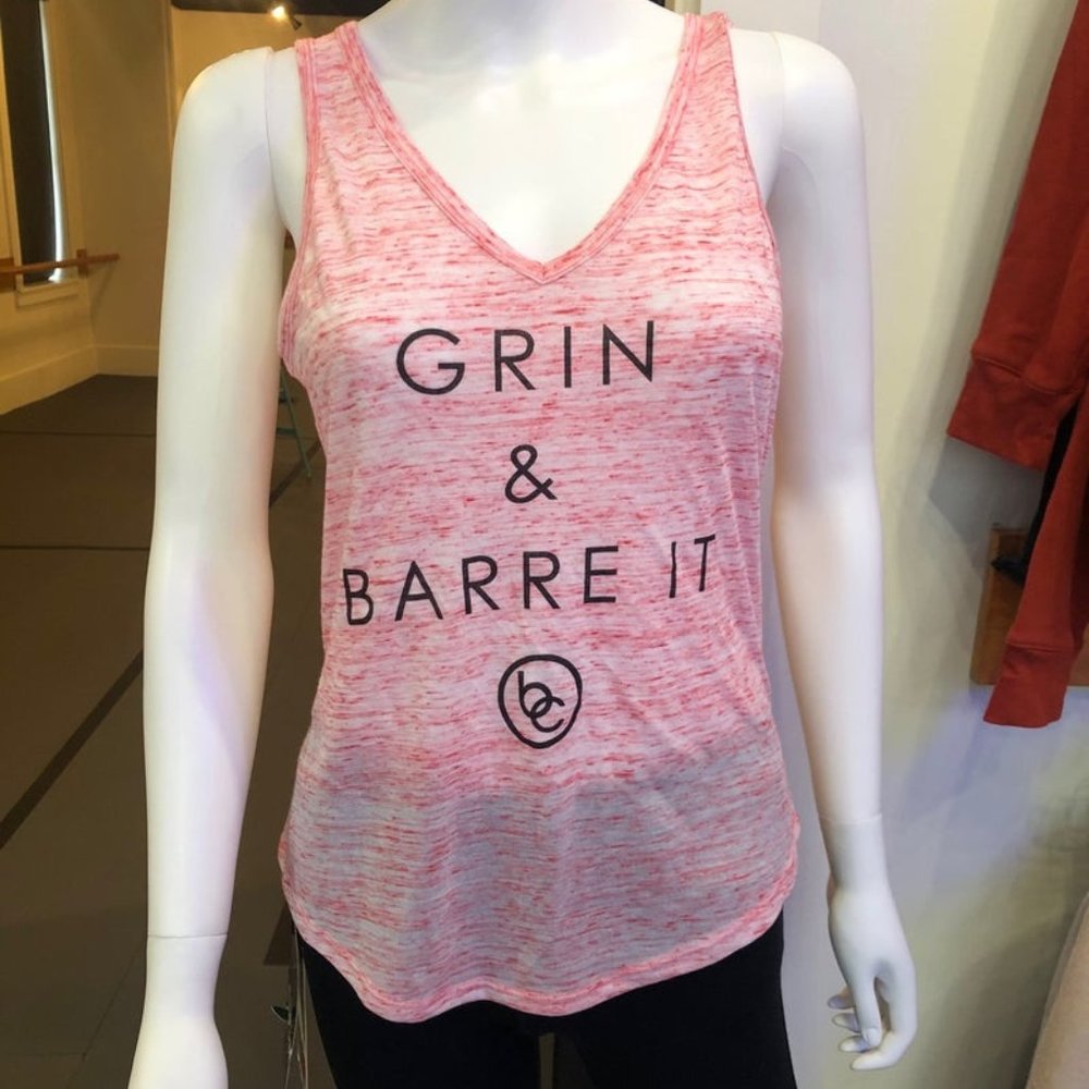 Grin & Barre it Red marble tank